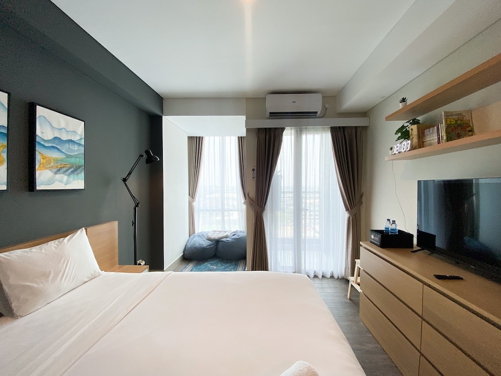 Simply Look And Warm Studio Room Tamansari Iswara Apartment