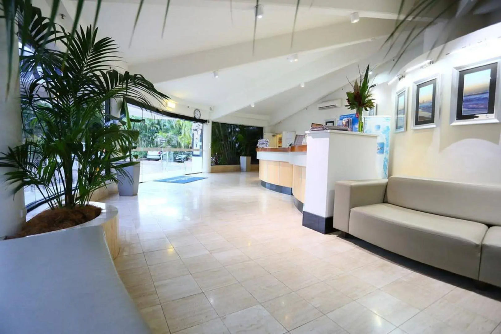 Photo - Biarritz Apartments Gold Coast
