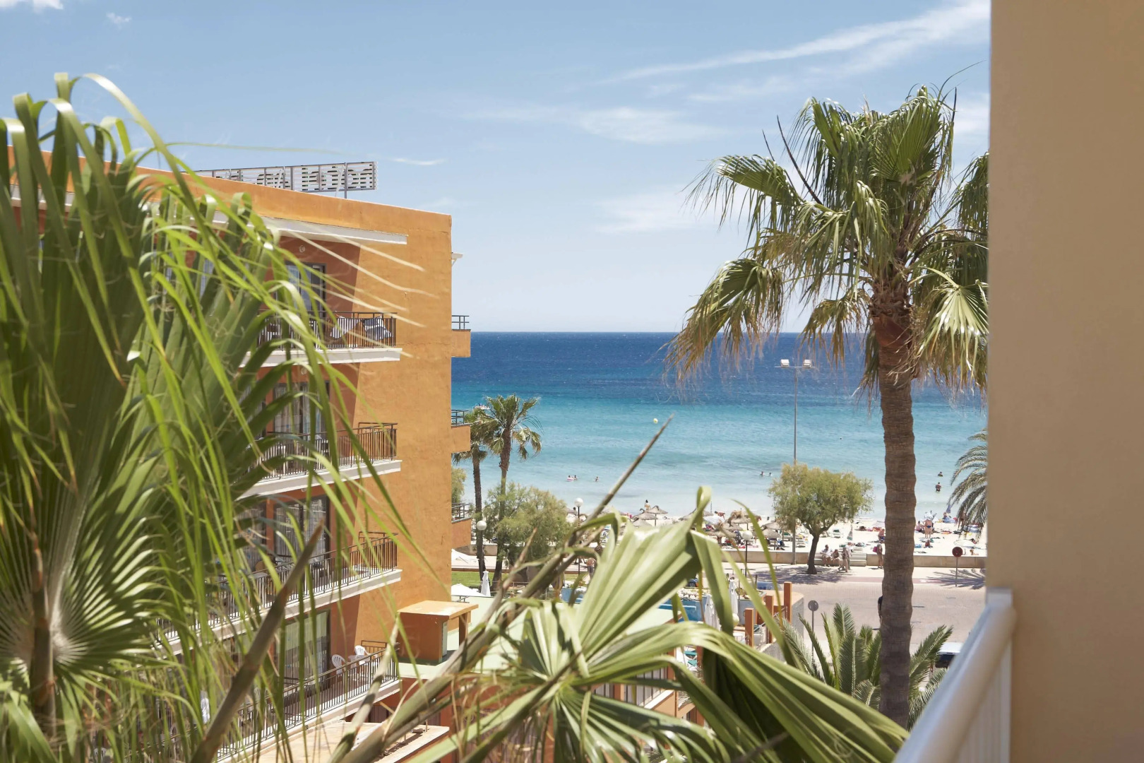 Foto - Universal Hotel Bikini