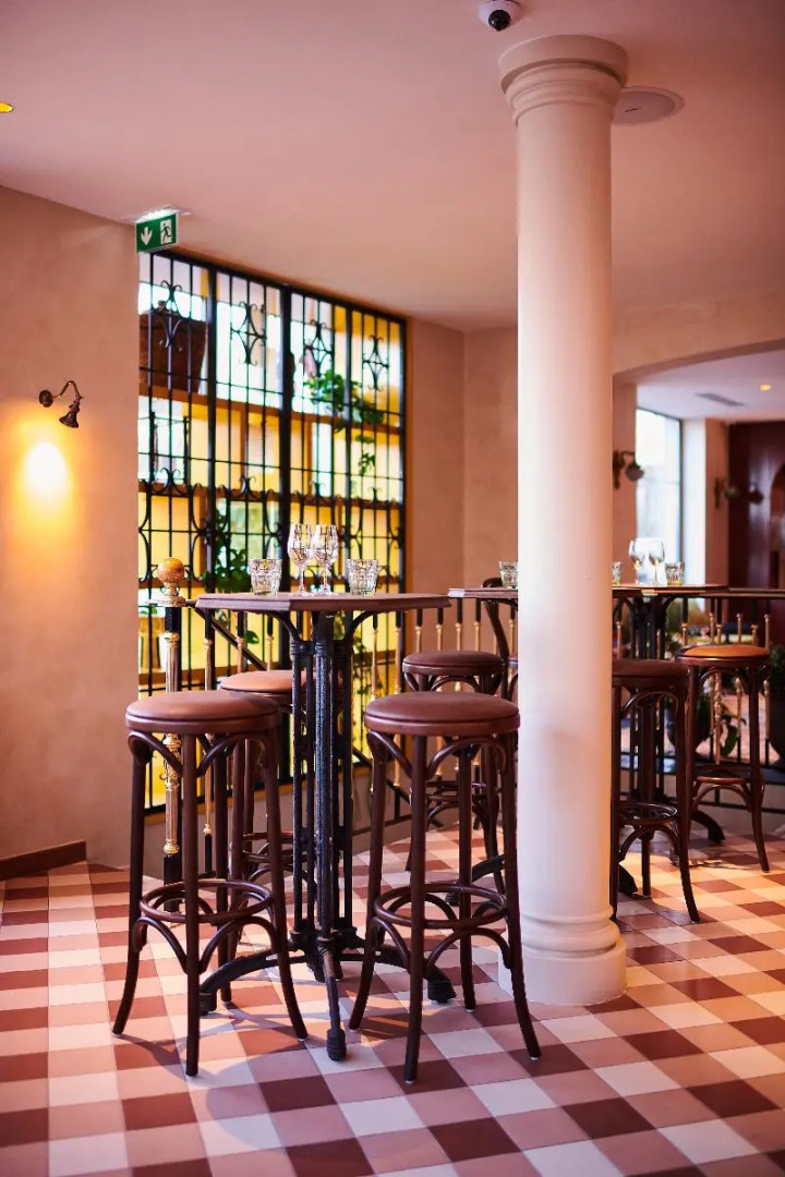 Foto - Maison Eugenie