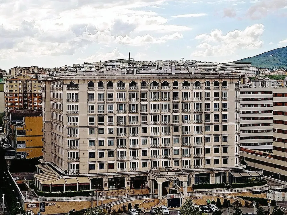 Photo - NEW FALCON Palas OTEL