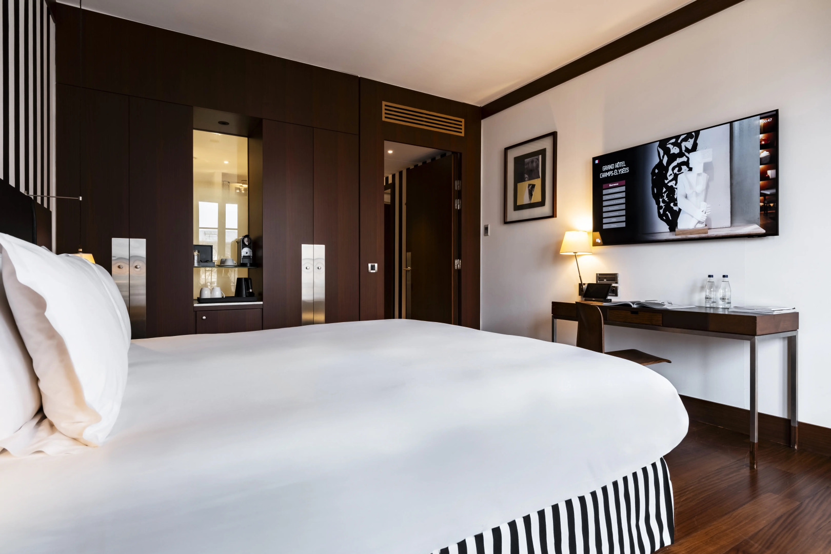 Photo - Grand Hôtel Champs-Elysées