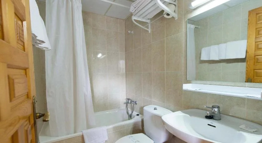 Photo - Apartamentos Midi 3000