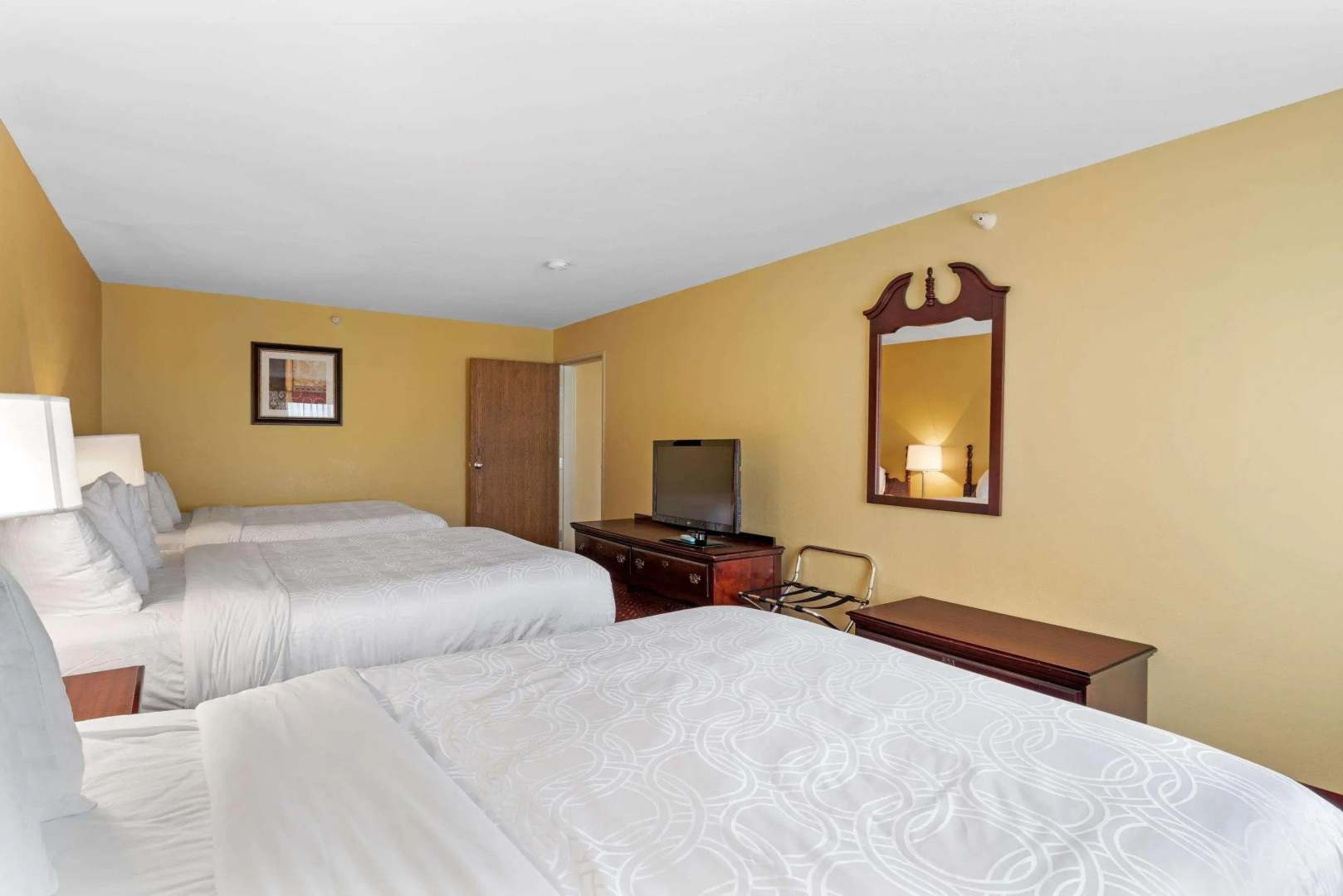 Photo - Best Western Clearlake Plaza