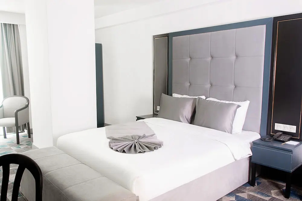 Photo - Shelter Inn Hotel & Spa
