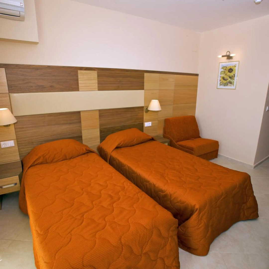 Photo - Seabreeze Hotel