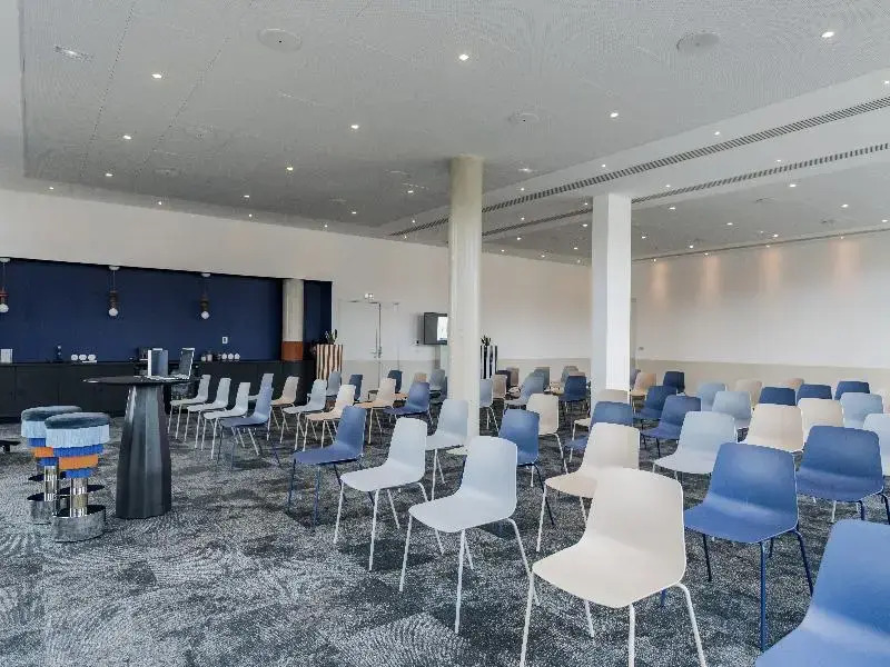 Photo - The Ruck Hotel