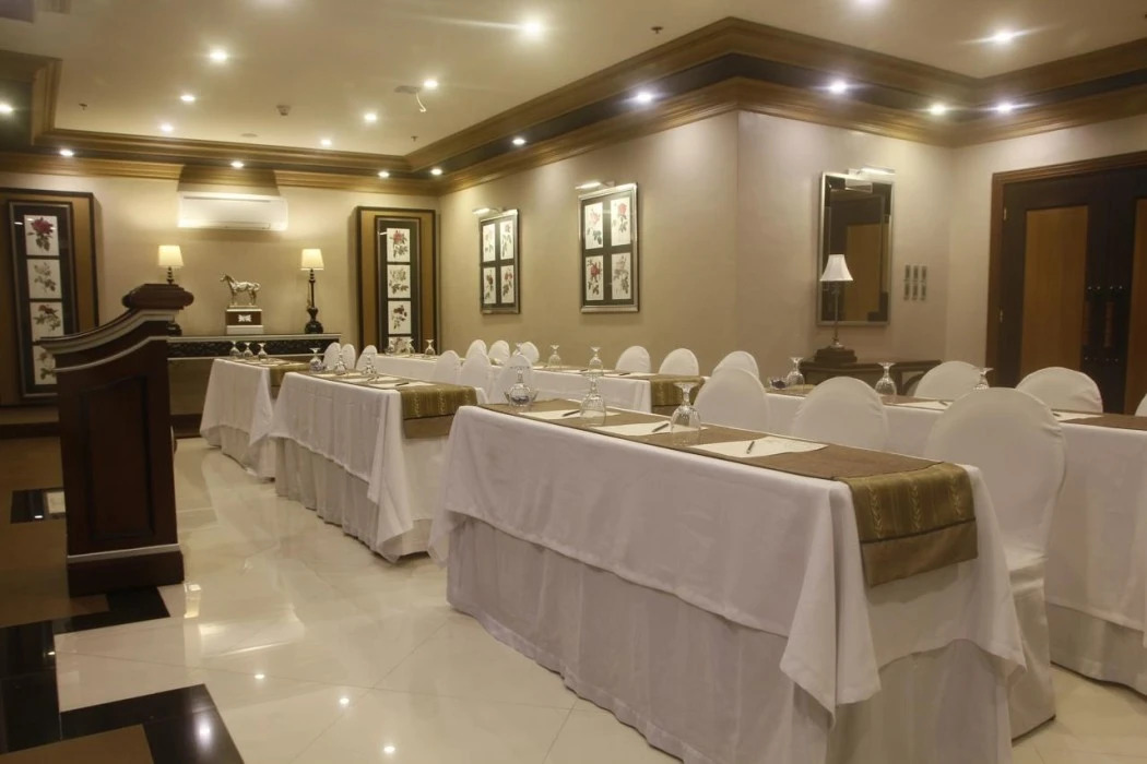 Photo - Herald Suites Polaris