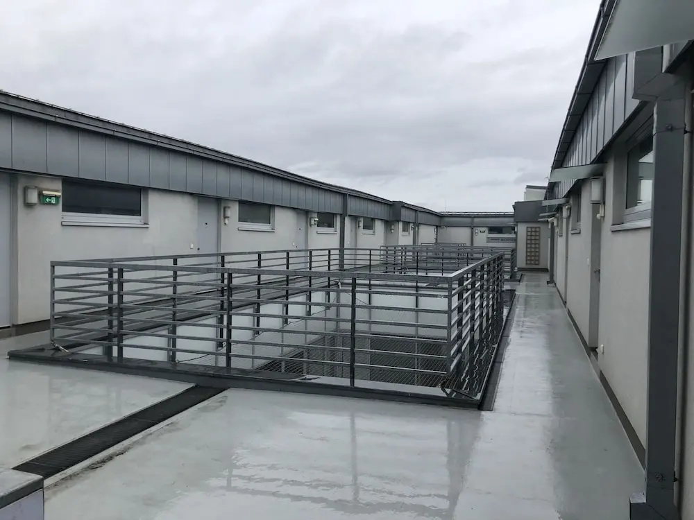 Photo - VN17 Rooftop Suites by Adrez