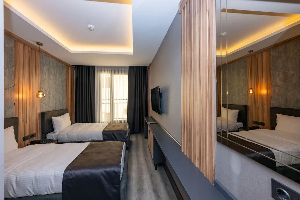 Photo - The Nirvanas Hotel