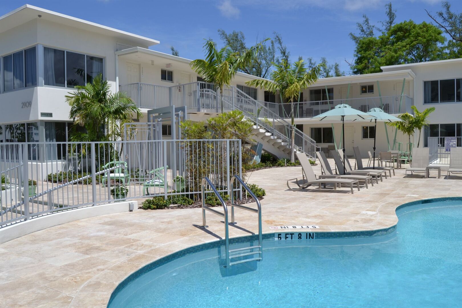 Photo - North Beach Hotel