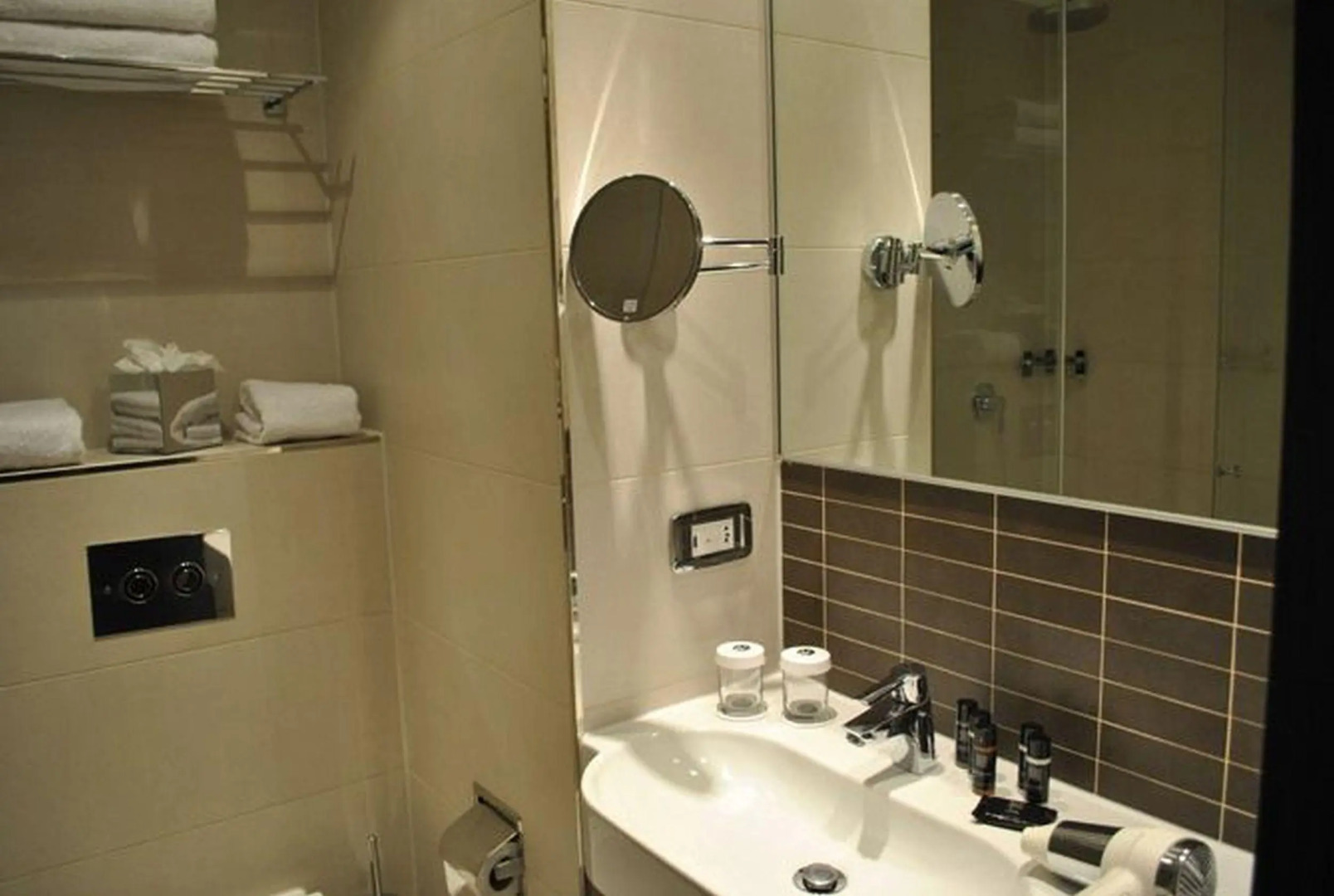 Photo - The Westbridge Hotel Stratford