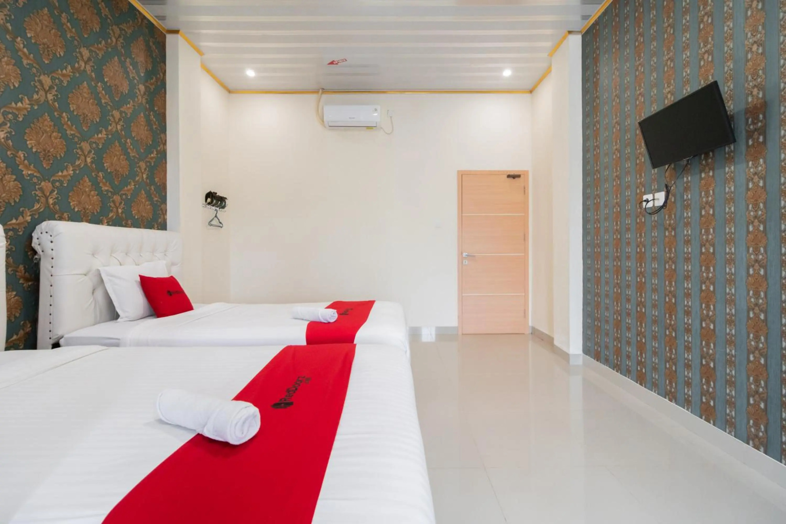 OYO 1648 Penginapan Three Joye