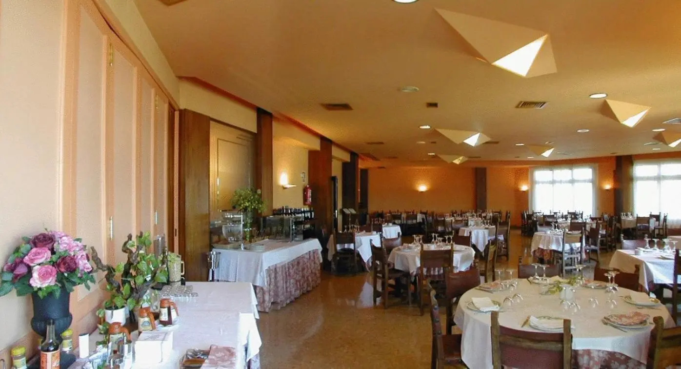 Photo - Hotel Rey Sancho Ramirez