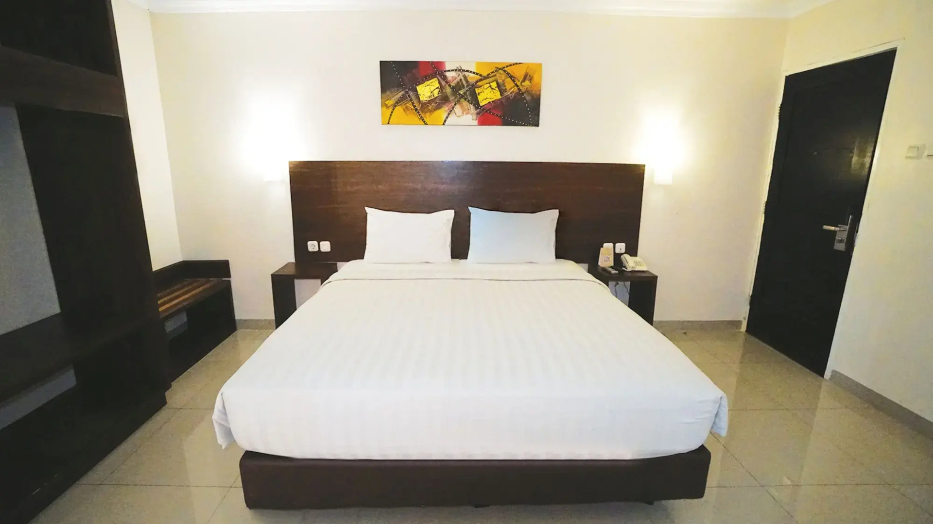 Photo - 1O1 URBAN Jakarta Thamrin