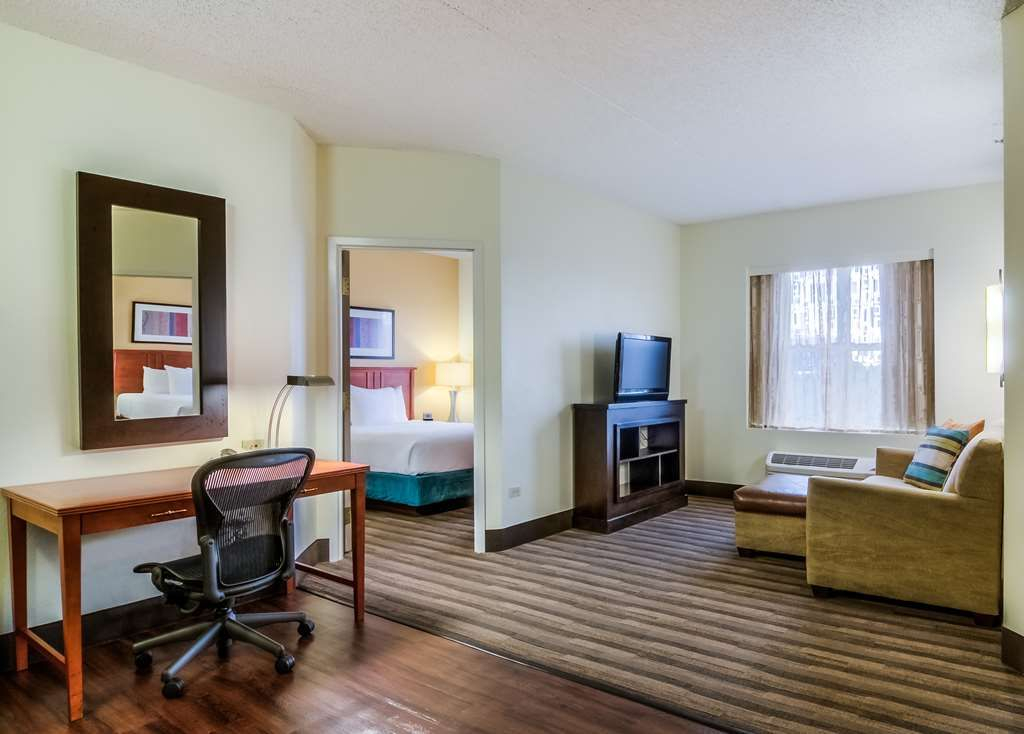 Photo - Hyatt House Chicago Schaumburg