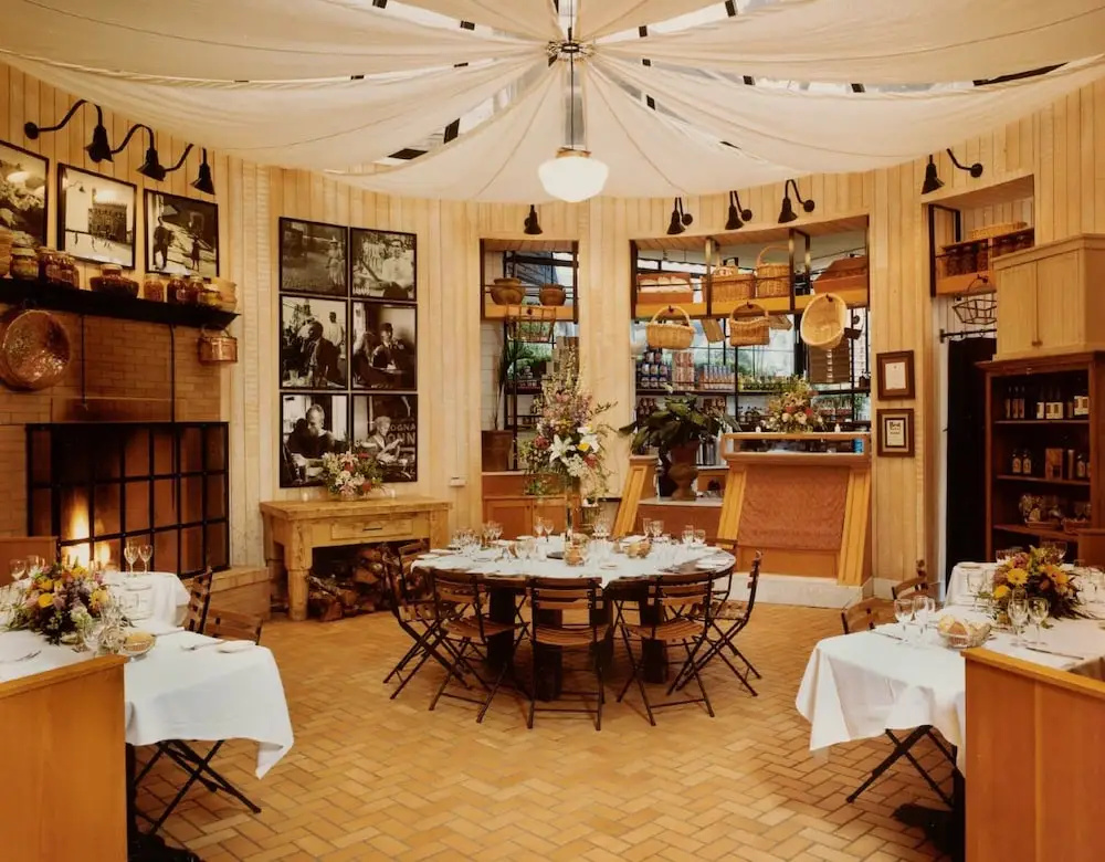 Photo - Tally Ho Inn