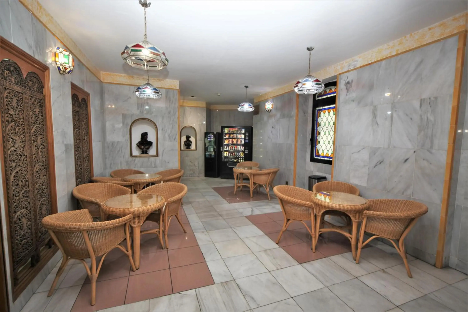 Photo - Bristol Hotel