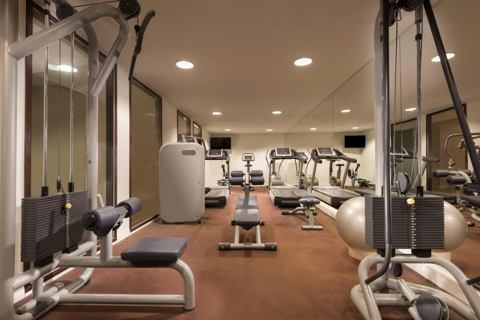 Photo - Adina Apartment Hotel Berlin Checkpoint Charlie