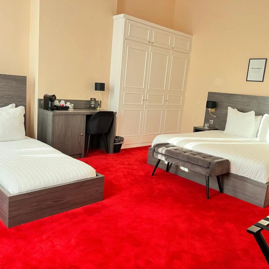 Photo - La Bourse Hotel