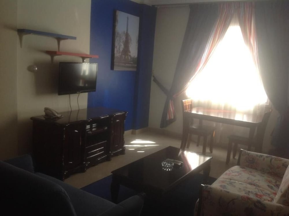 Royal Residence Hotel