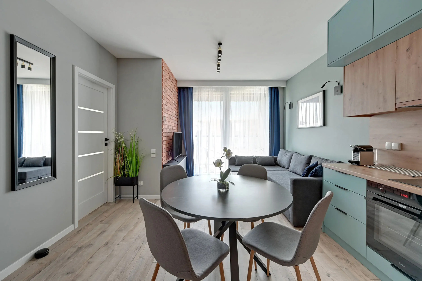 Photo - RentPlanet - Apartamenty Chlebova