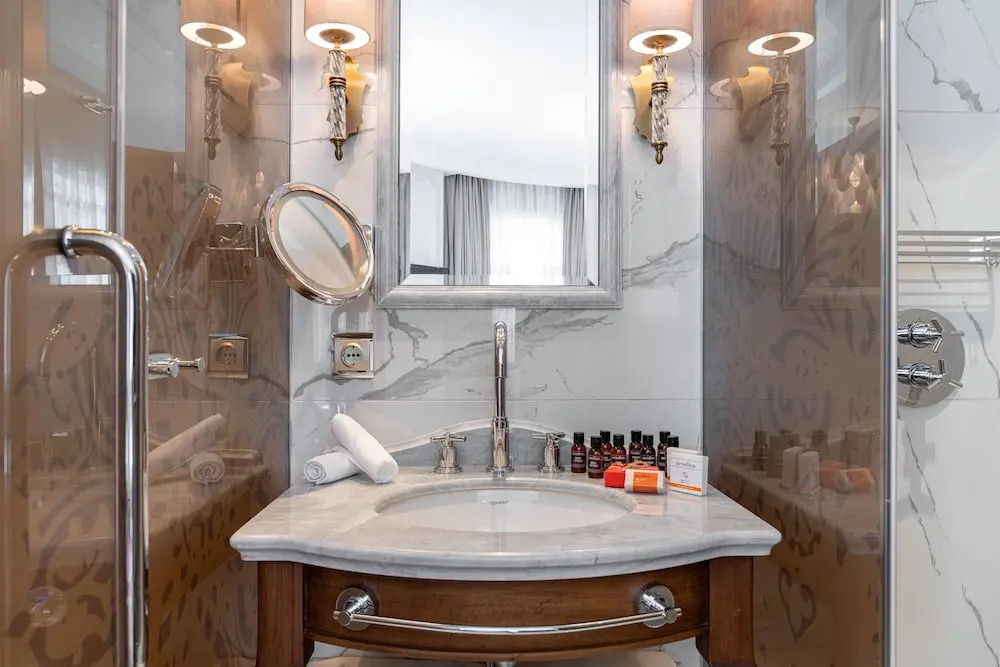 Photo - Orientbank Hotel Istanbul, Autograph Collection