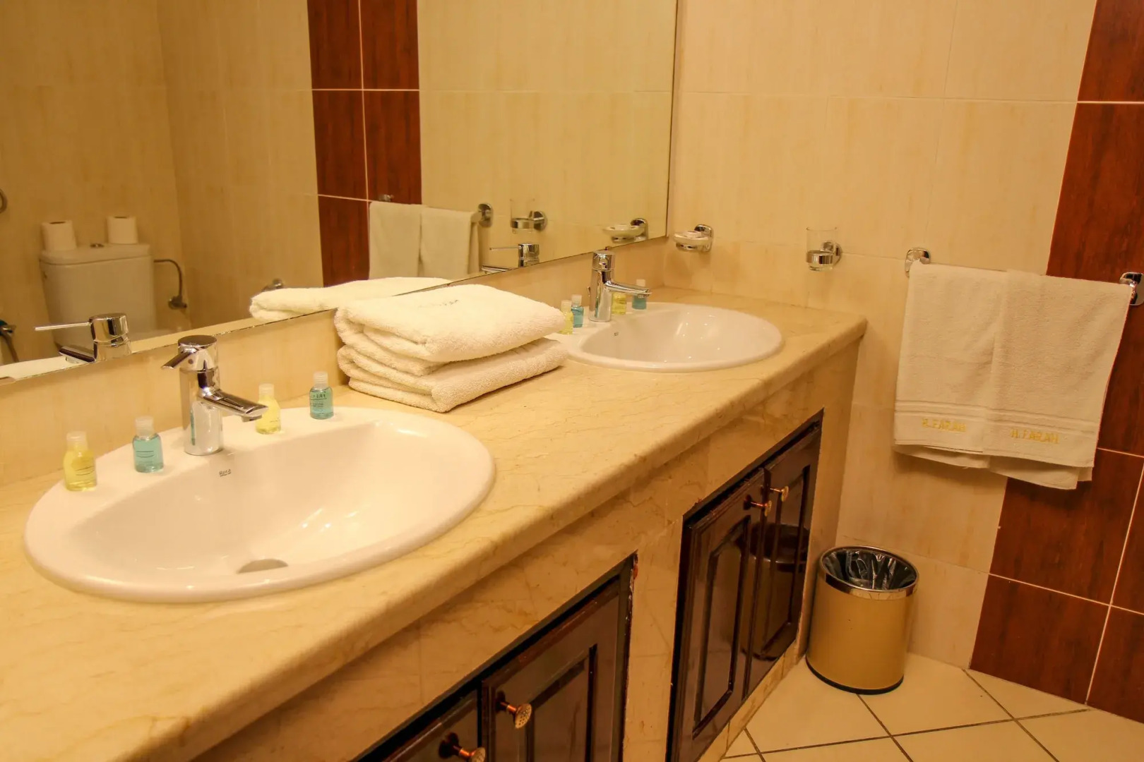 Photo - New Farah Hotel