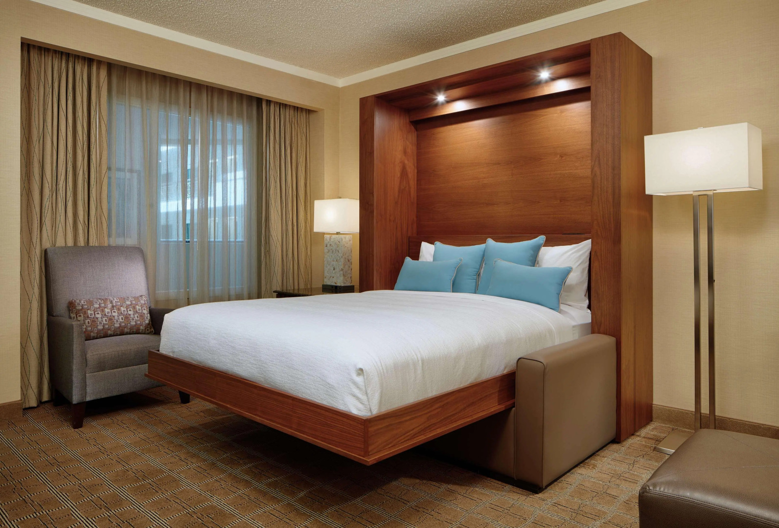 Foto - Embassy Suites by Hilton San Diego La Jolla