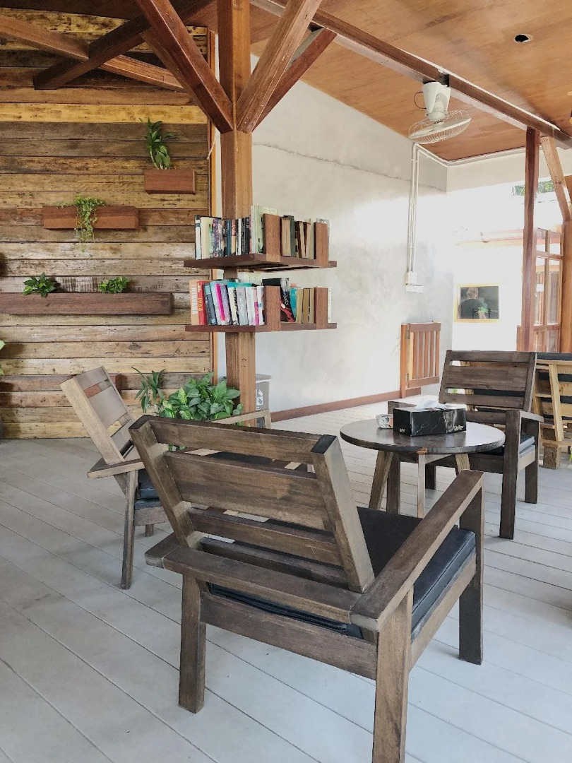 Photo - The Reef Hotel & Studios