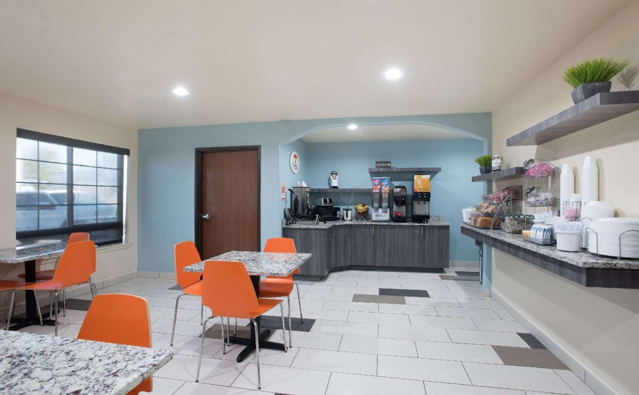 Foto - Super 8 by Wyndham Claremore OK
