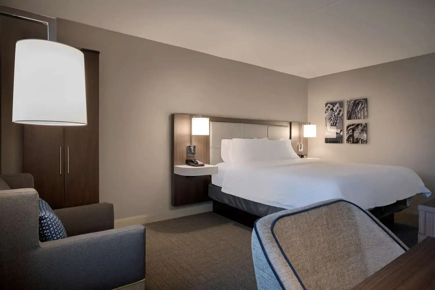 Photo - Hampton Inn by Hilton Boston/Cambridge