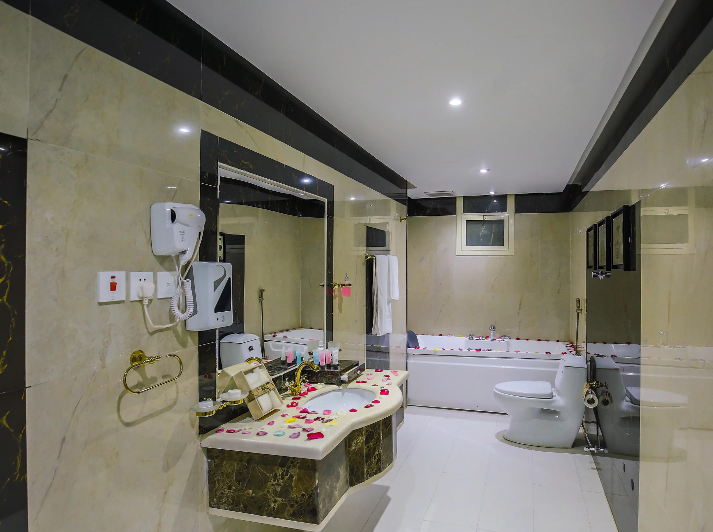 Foto - Rest Night Serviced Apartments- AlHamra