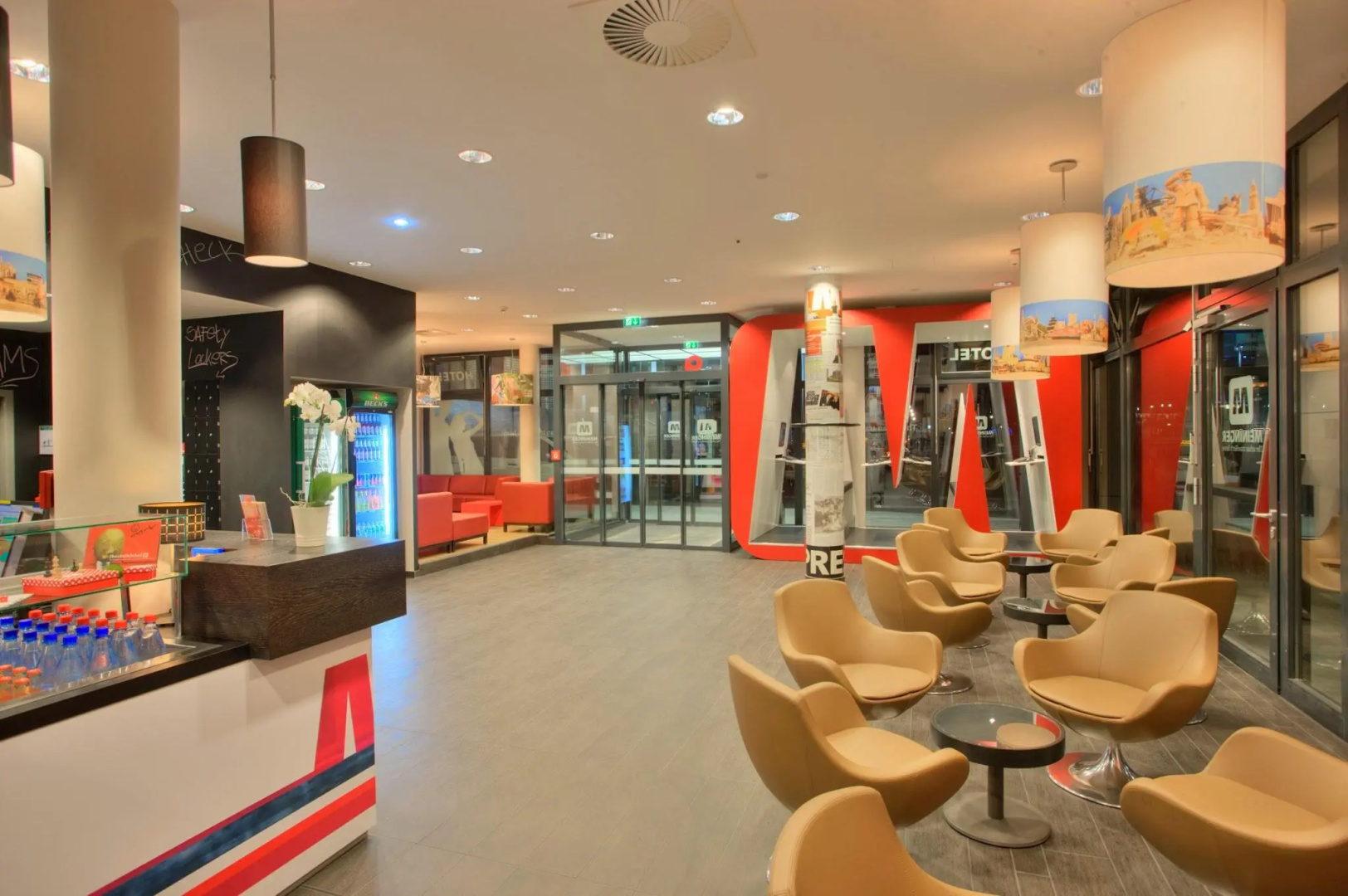 Photo - MEININGER Hotel Berlin Hauptbahnhof