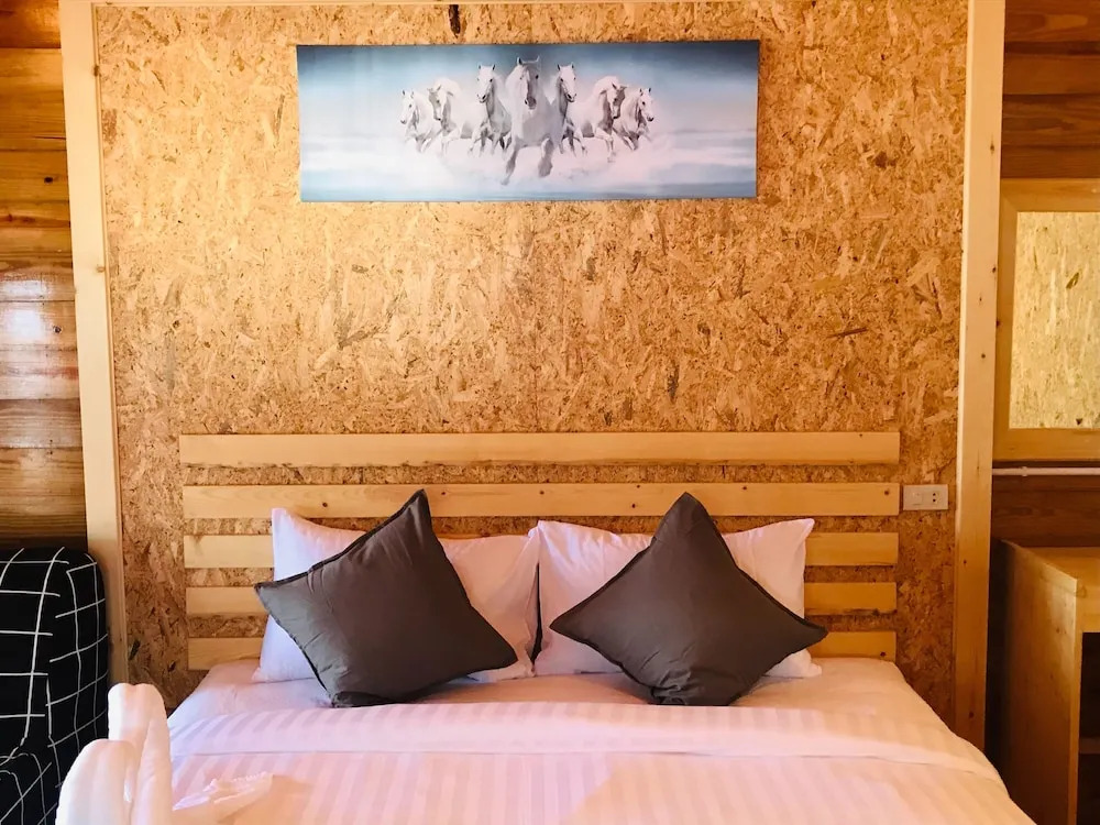 Photo - Lipe Garden Beach Resort