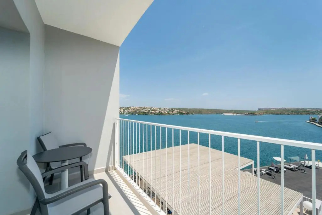 Foto - ARTIEM Carlos - Adults Only