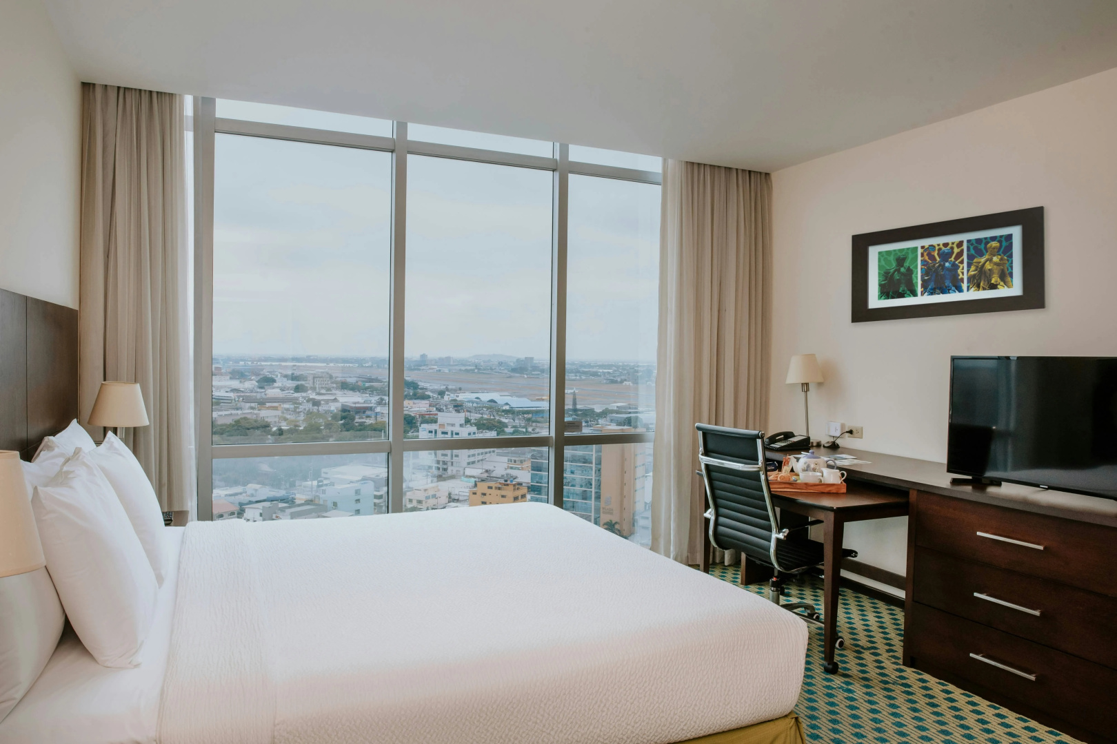 Photo - Courtyard by Marriott Guayaquil