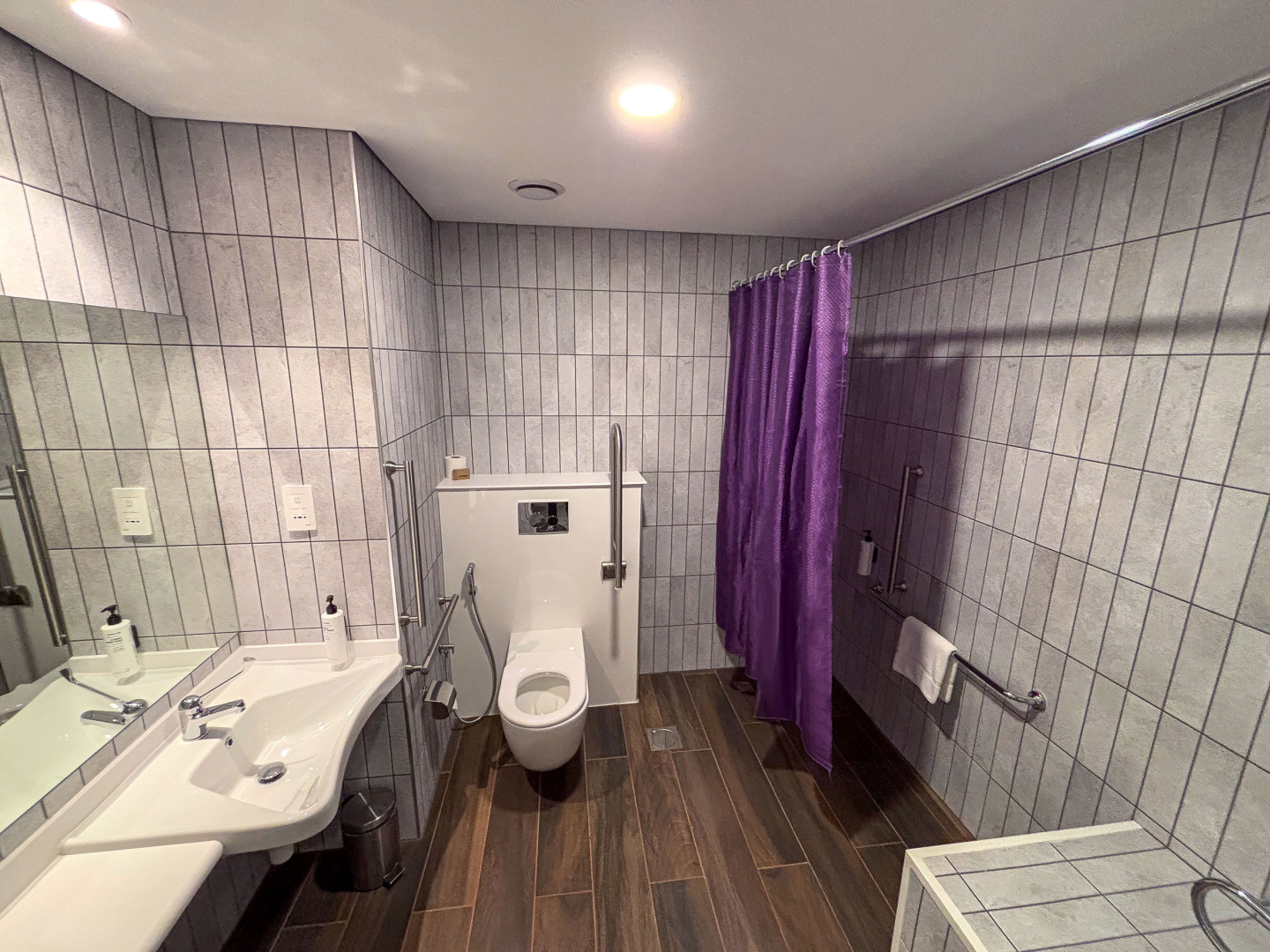 Foto - Premier Inn Dubai International Airport