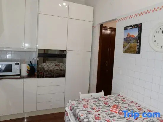 Photo - Room-single Room in Cozy and Comfortable