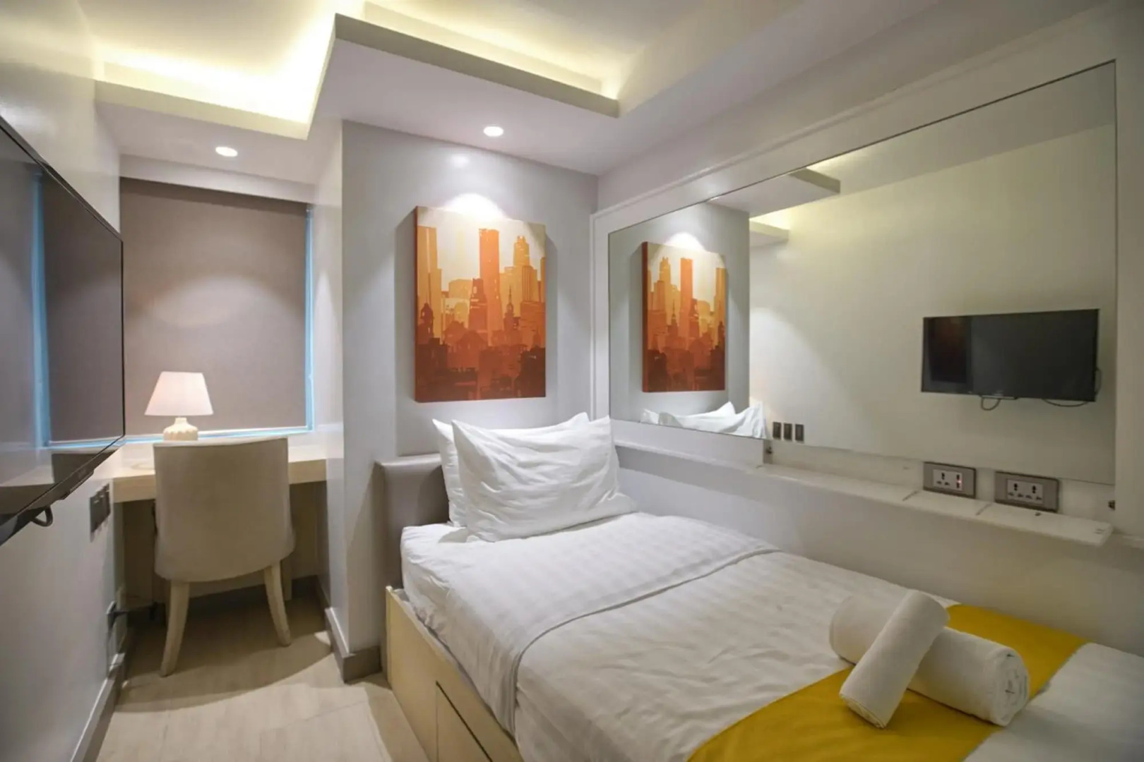 Photo - The Mini Suites Eton Tower Makati