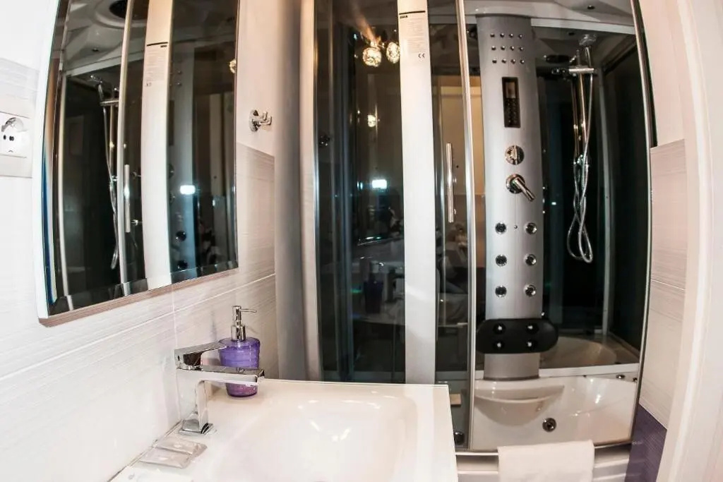 Photo - Gio' Suites
