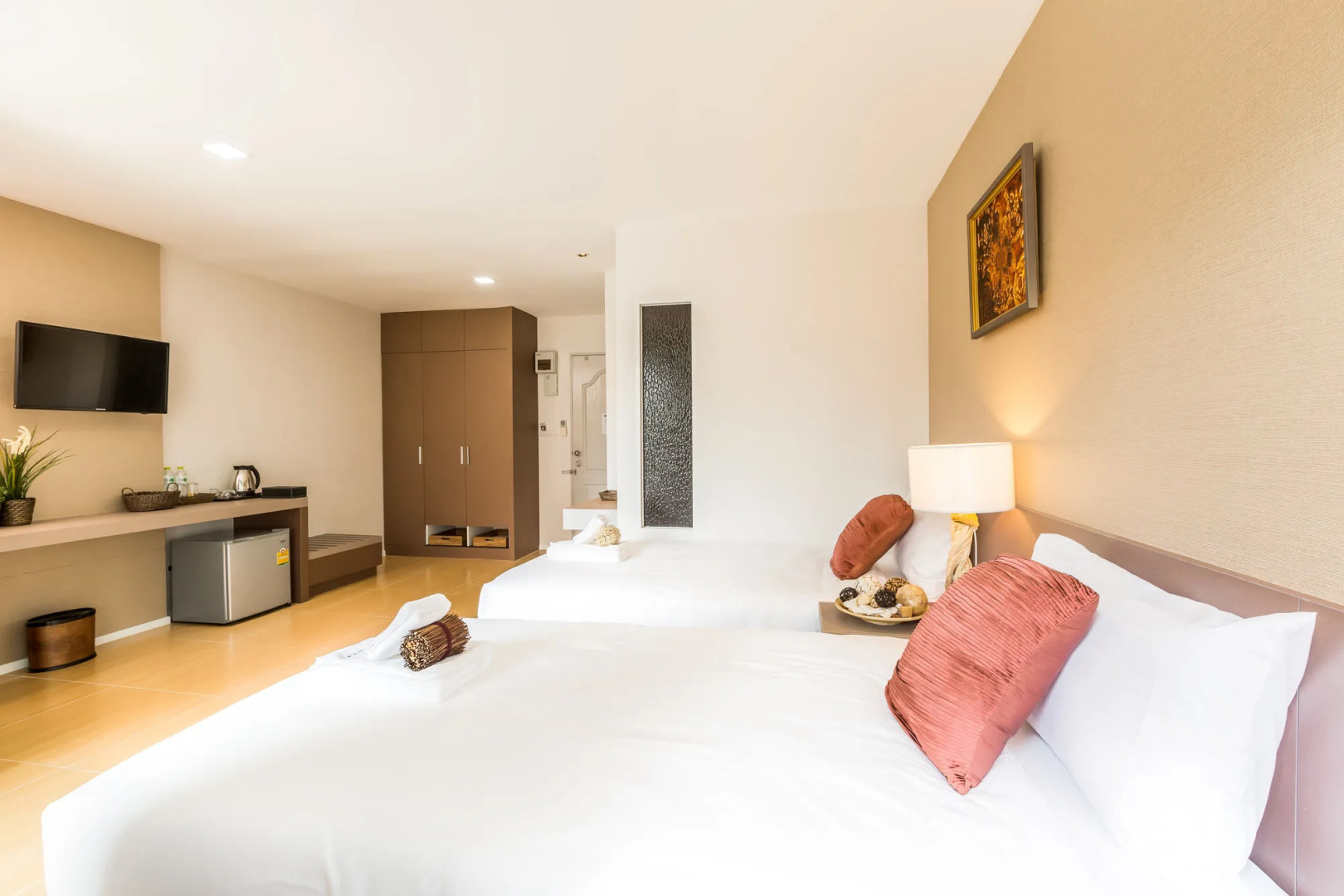 Photo - Baron Residence Bangkok