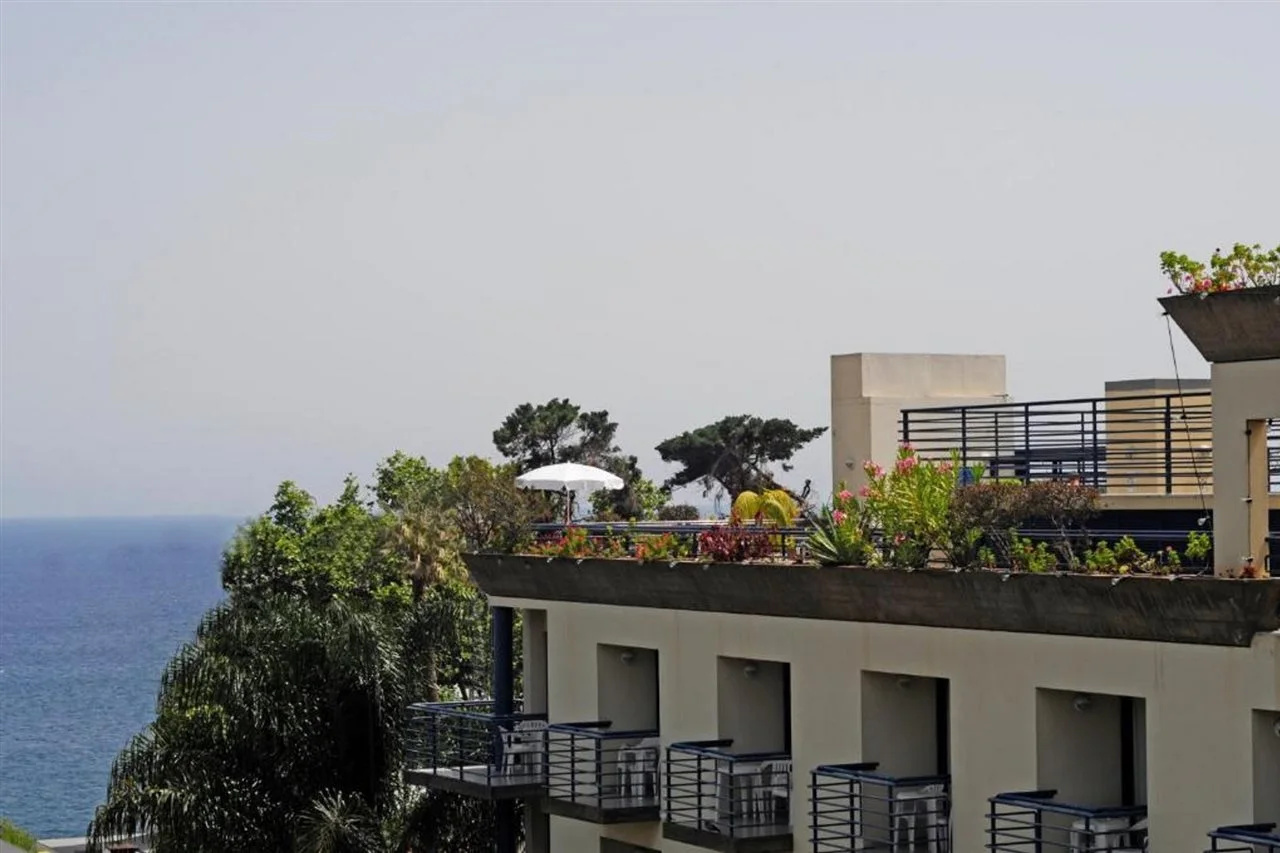 Photo - Terrace Mar
