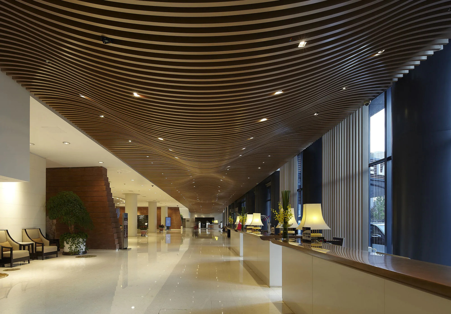 Photo - The Lakeview Hotel