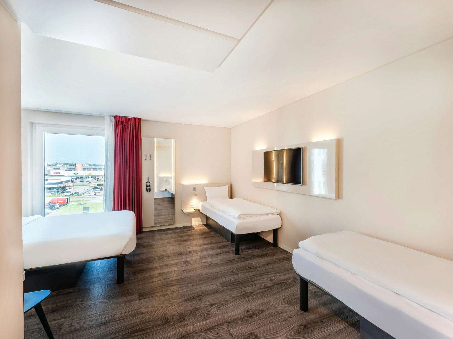 Photo - B&B Hotel Zürich Airport Rümlang