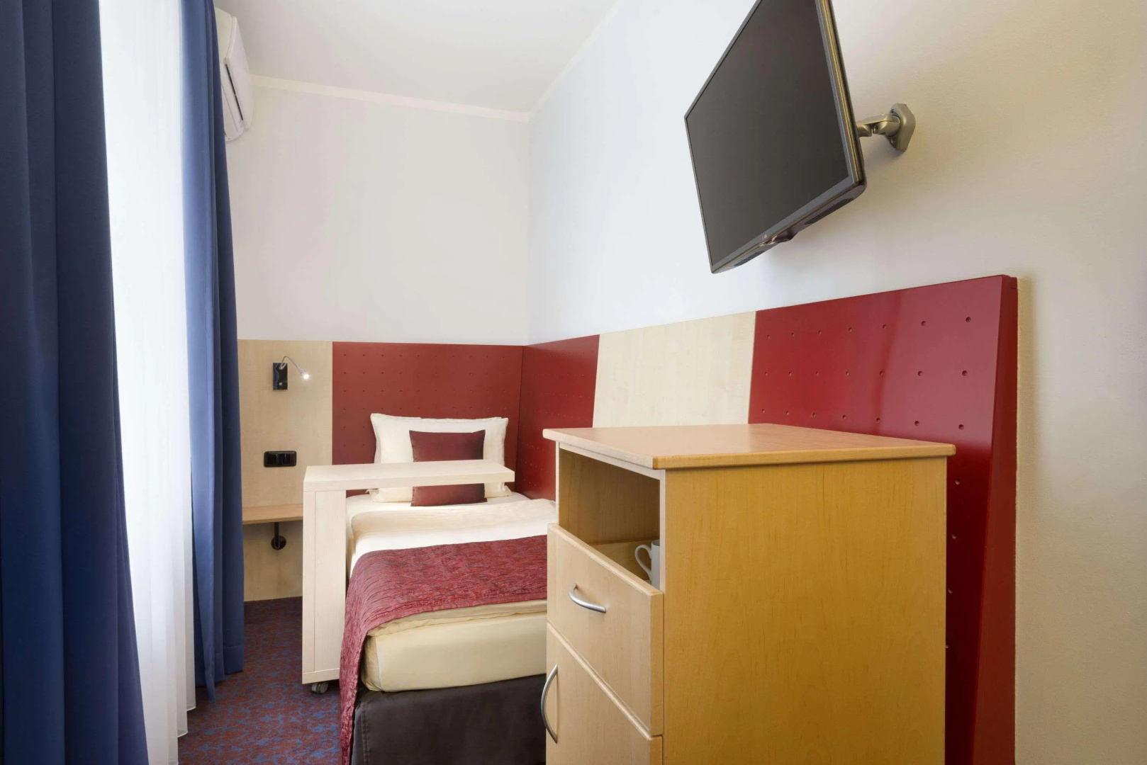 Foto - Ramada by Wyndham Frankfurt Central Station