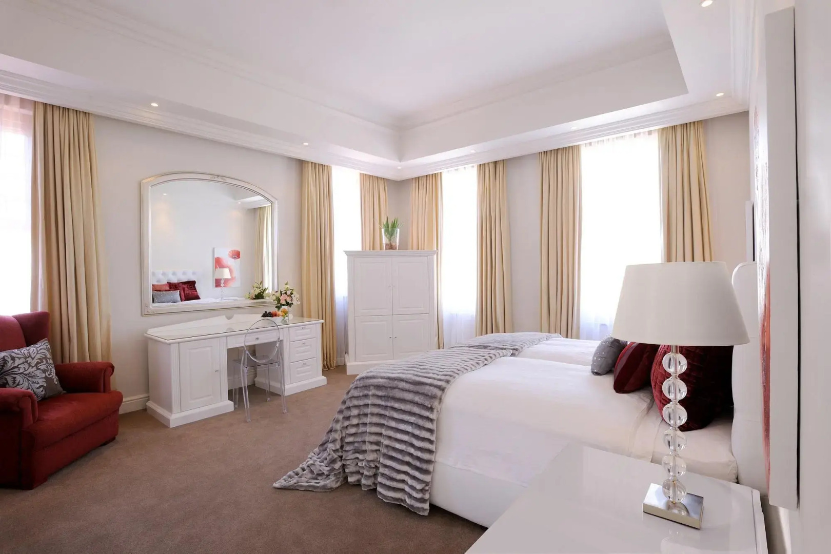 Photo - The Clarendon - Fresnaye