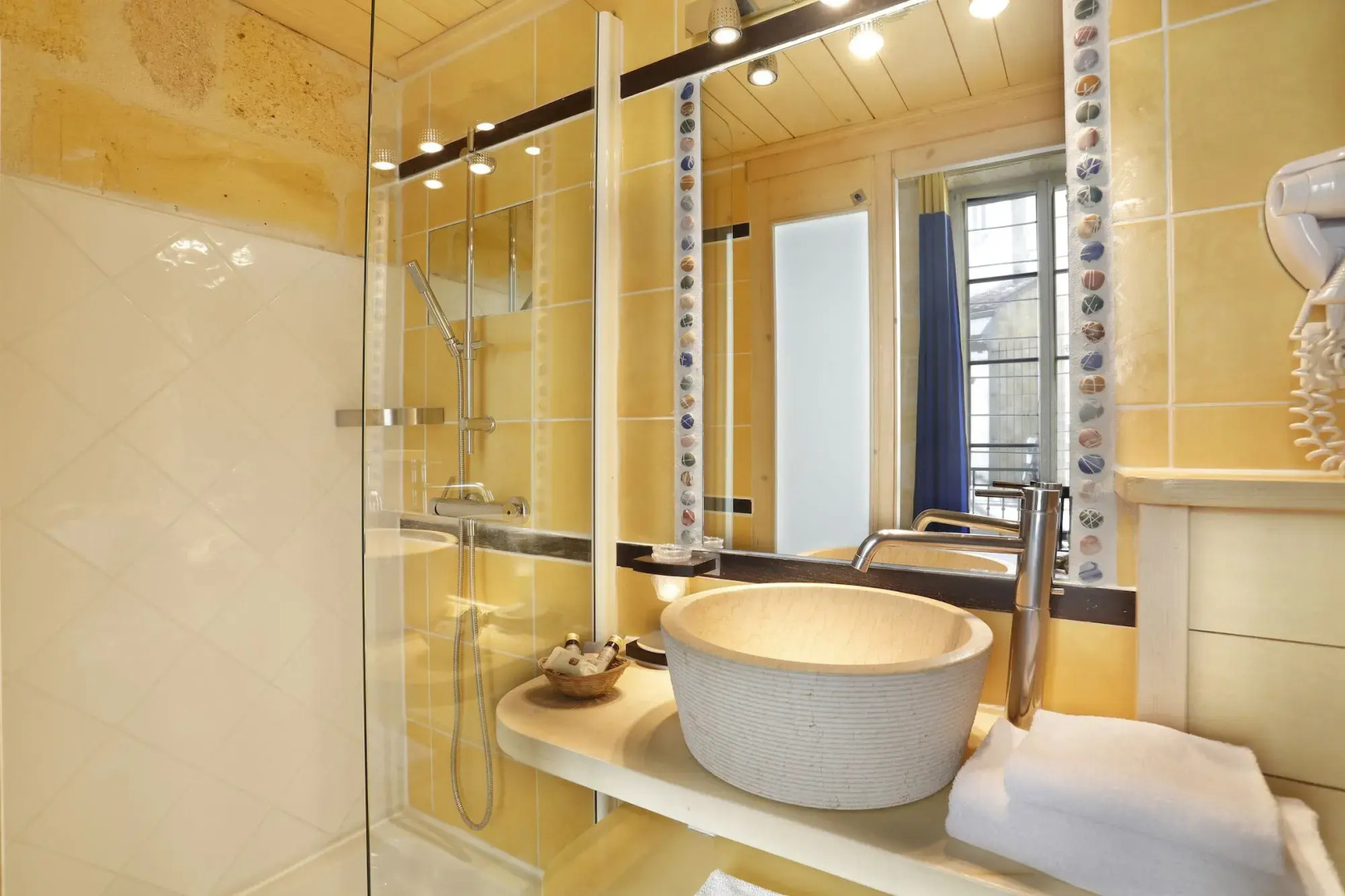 Foto - Hôtel La Tour Intendance