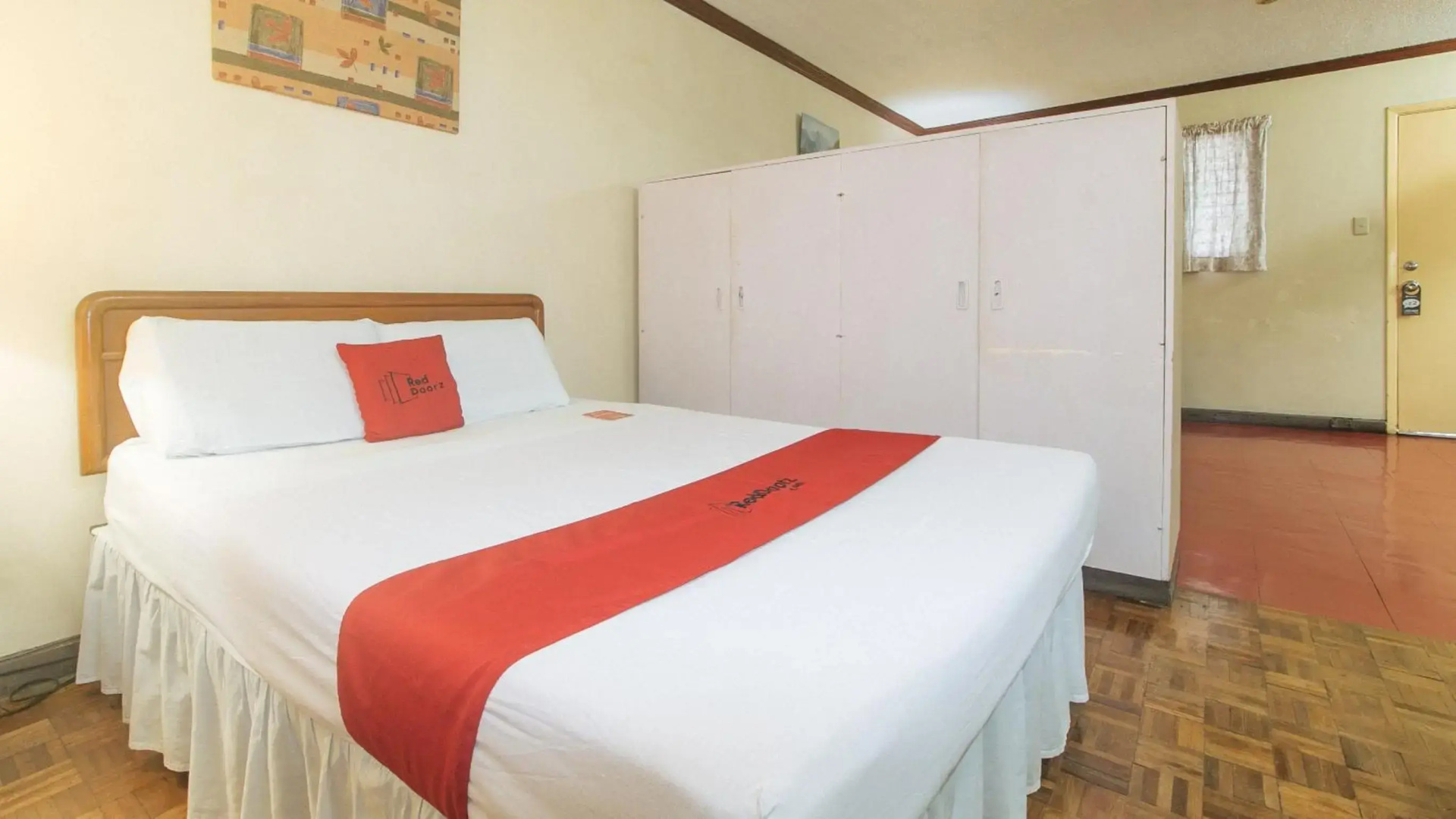 Photo - Broadway Court Apartelle