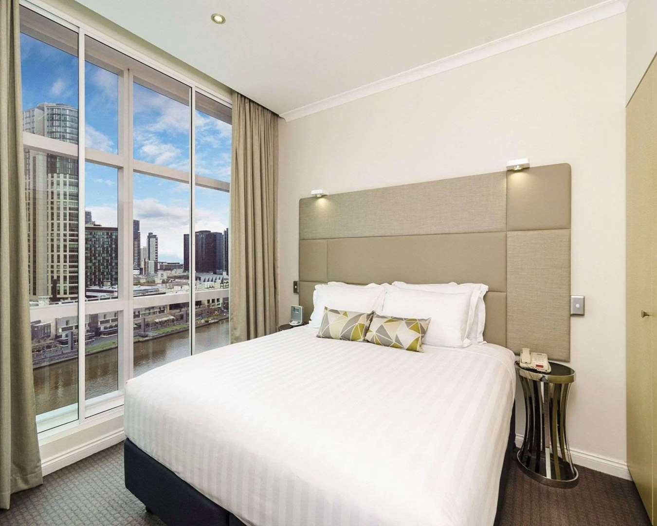 Foto - Clarion Suites Gateway
